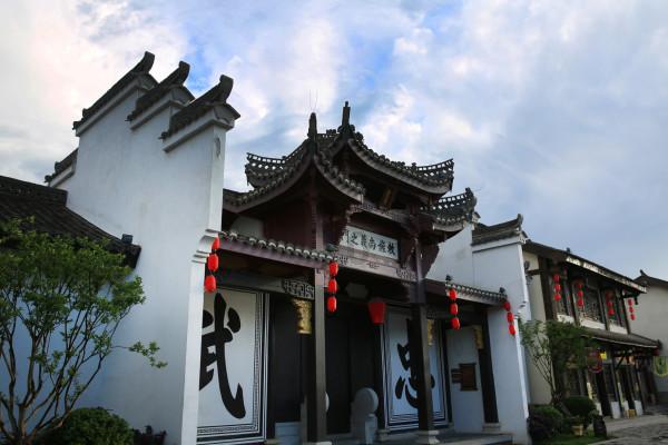 守护飞行城堡